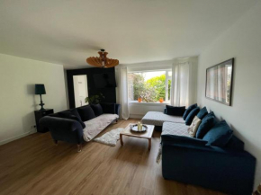 Beautiful 3 Double Bedroom Home-Cambridge Village Location